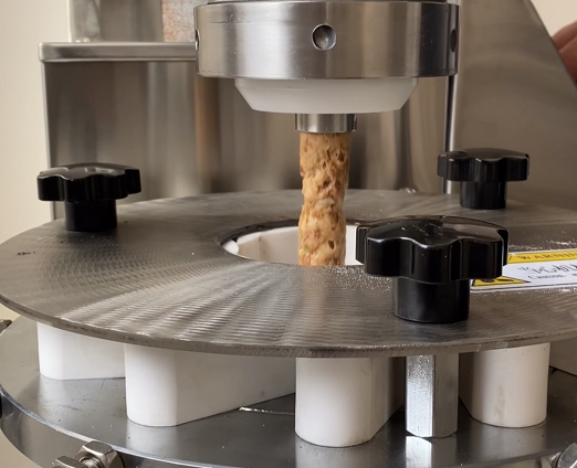 多功能包子機包不了肉餡，你說可笑不可笑