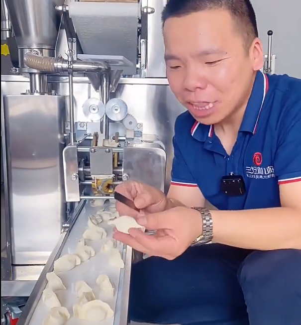 普通餃子機和數控餃子機有什么區別